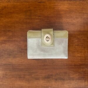 Coach Turnlock Women’s Metallic Silver Vintage Wallet